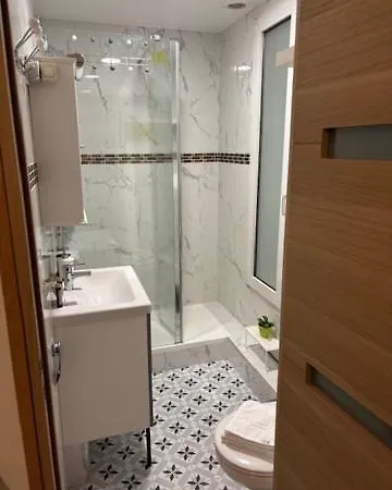 Equipe 50 M De La Gare D'enghien Les Bains 15 Mn De Paris Centre Enghien-les-Bains